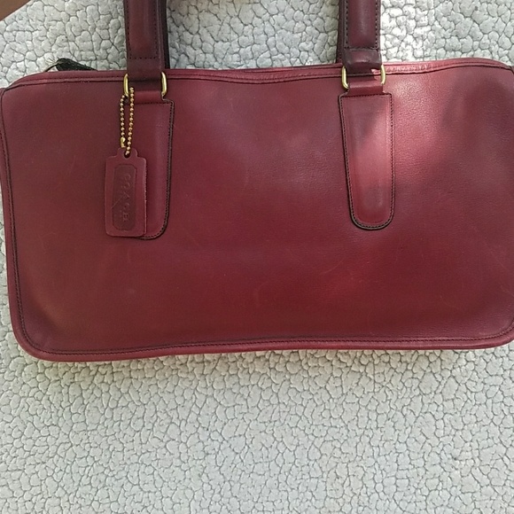 Red - Picture 3 of 8